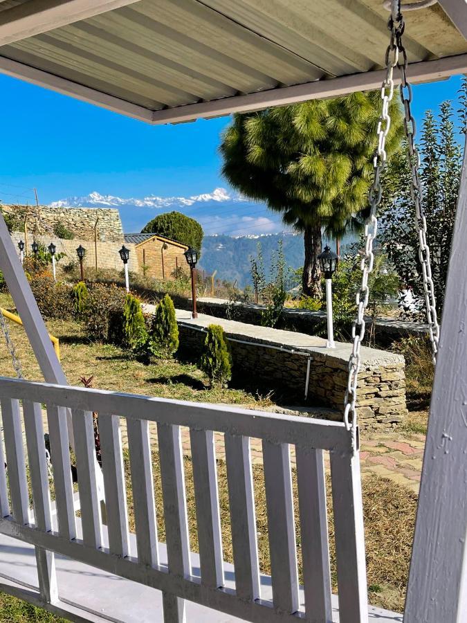 Bsr Farms Resort Pauri Extérieur photo