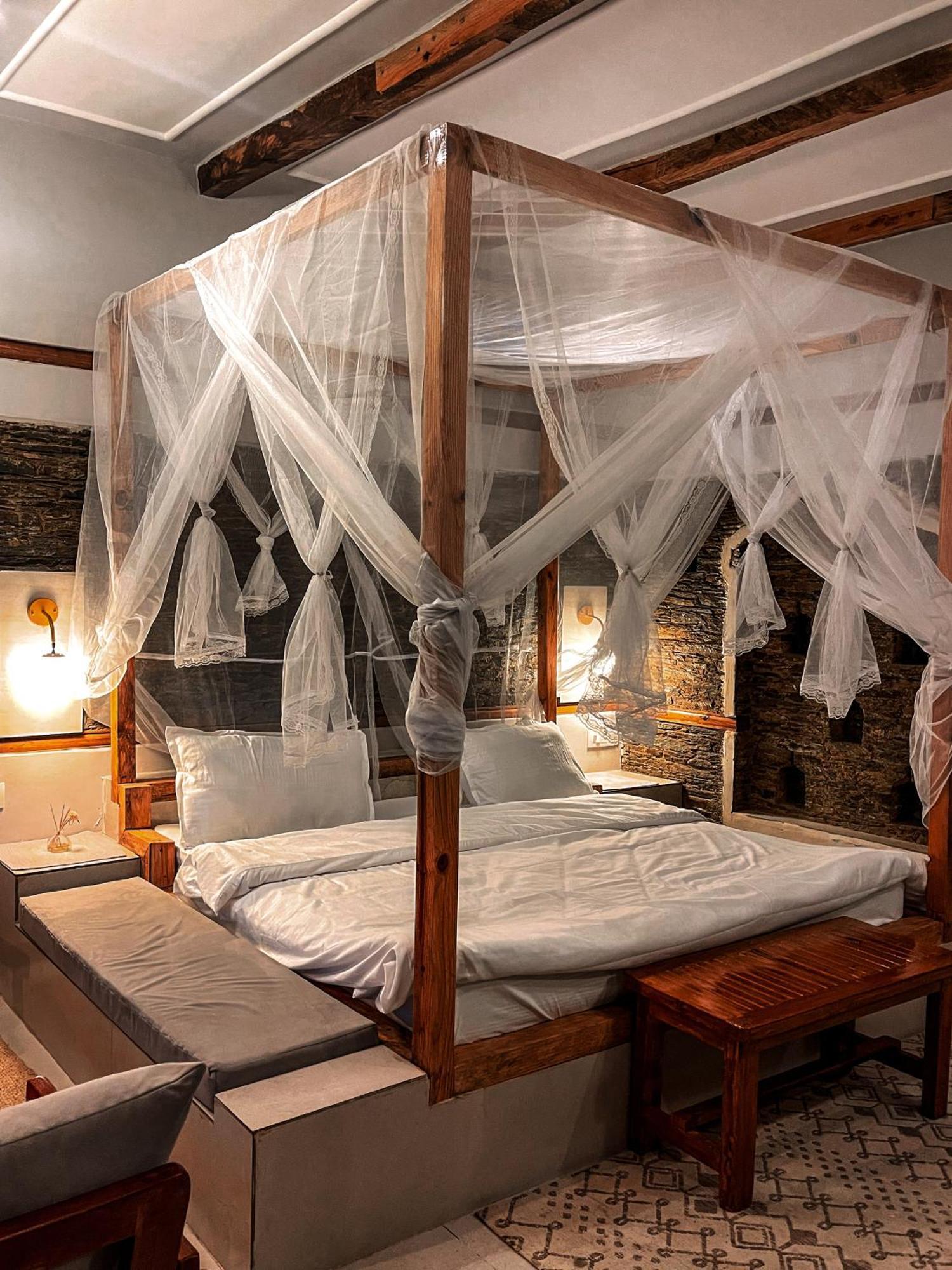 Bsr Farms Resort Pauri Extérieur photo